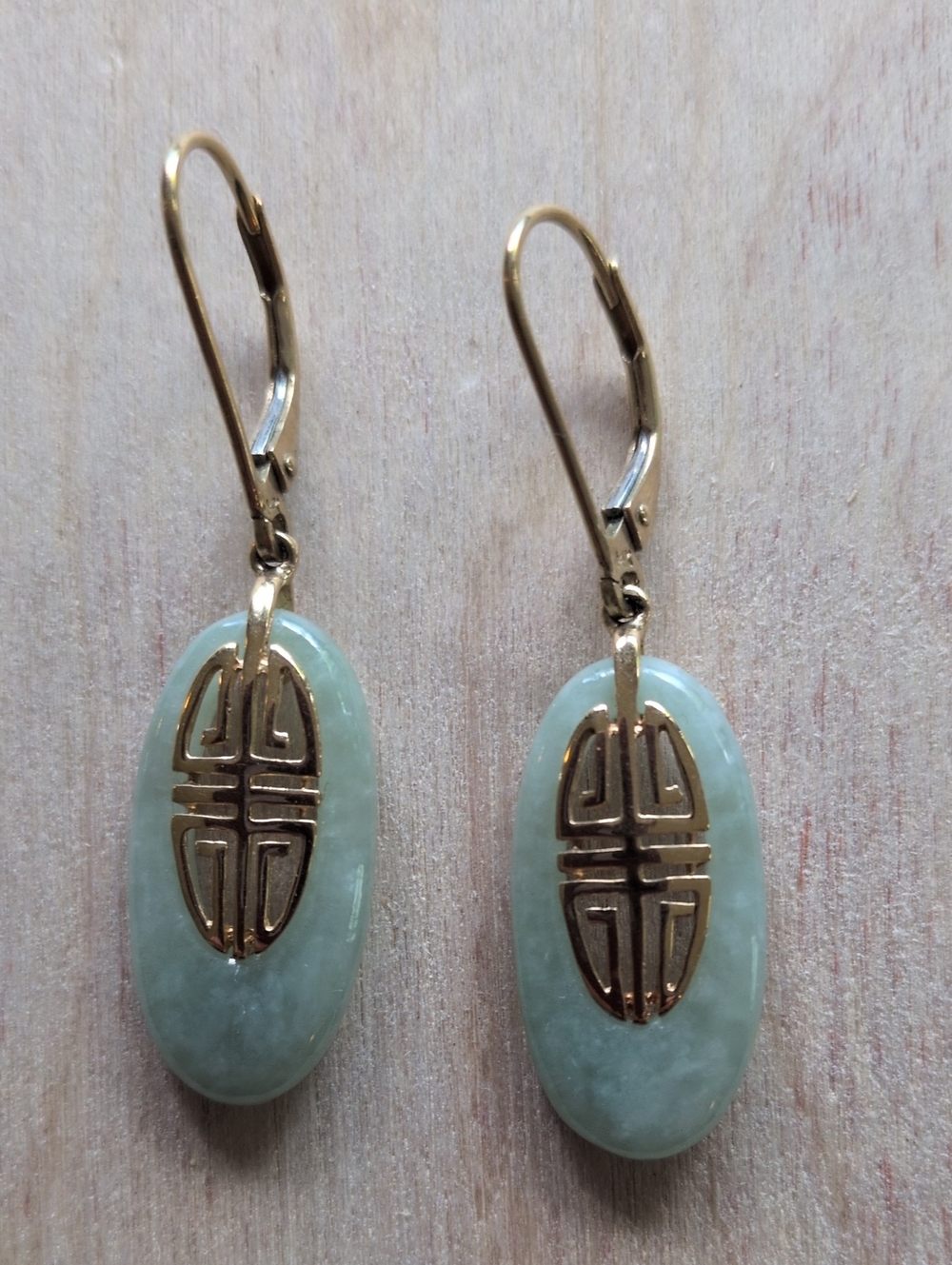 14k Jade Oval Lever Back Vintage Drop Earrings